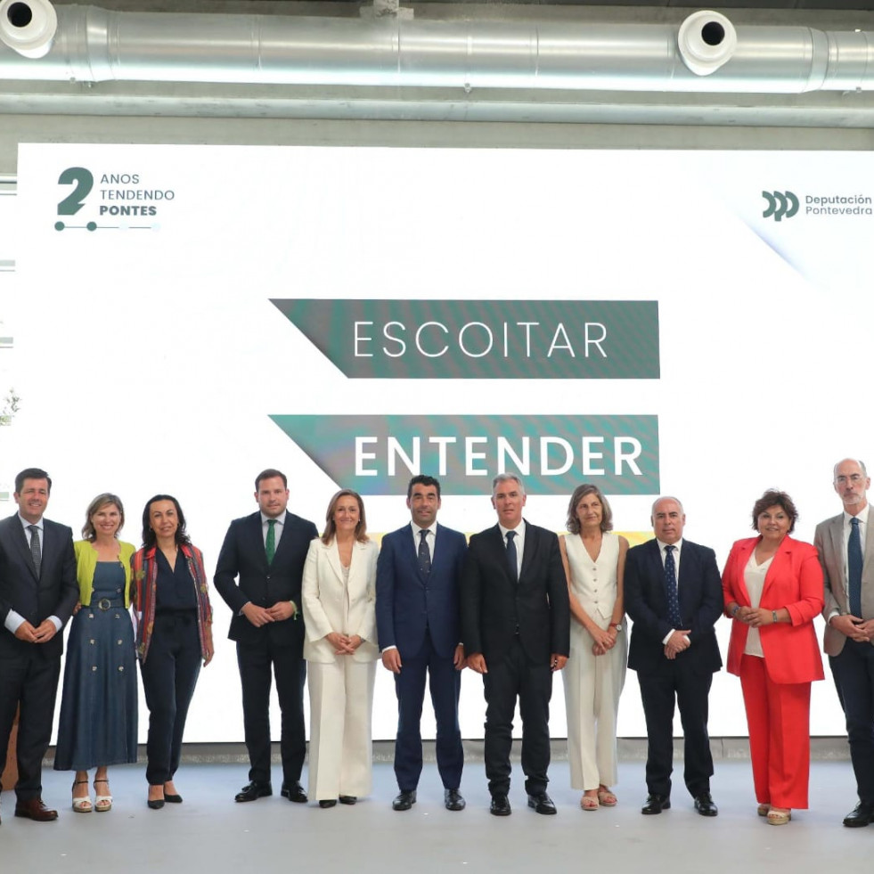 Luis López destaca que su modelo de “escoitar” impulsó más de mil obras en la provincia