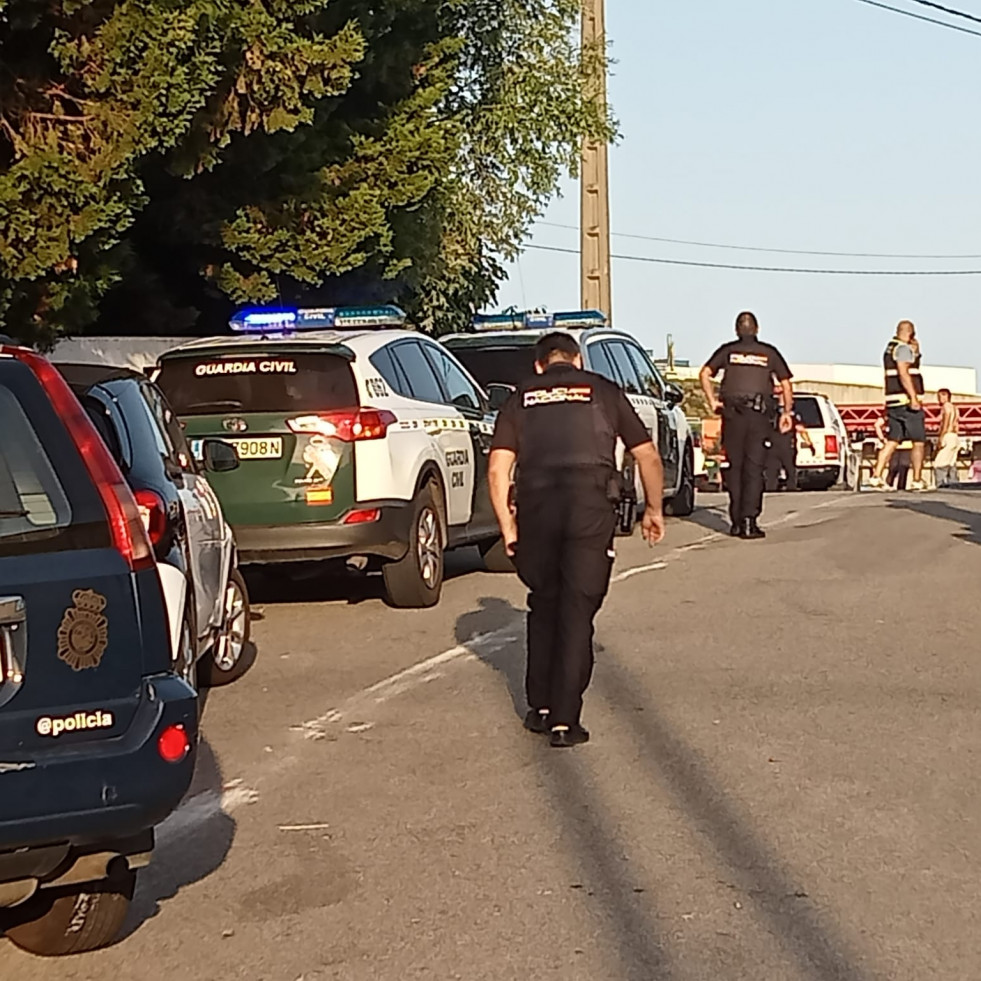 Varios heridos en una pelea multitudinaria en Artes, Ribeira