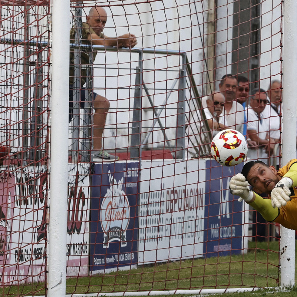 Manu Táboas y Carlos Gómez renuevan con el Céltiga FC