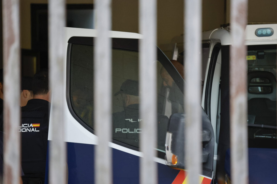 La Policía prevé detener a más miembros de los clanes Montoya y Borja por la pelea multitudinaria y sangrienta en Ribeira
