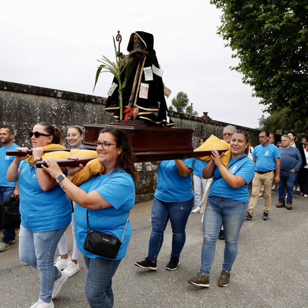 Más allá de los festivales: Devoción por San Antonio en Cea y por el bar La Bolsa en Méndez Núñez, las siguientes citas del calendario
