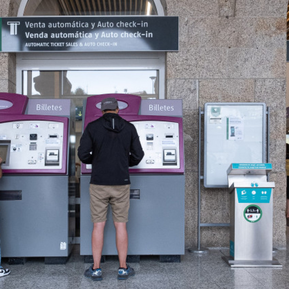 Renfe aceptará canjear puntos de fidelización por vales descuento para comprar billetes de tren