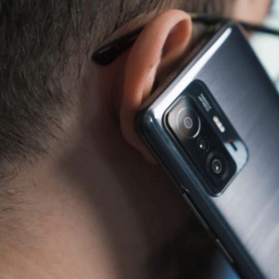 Móbil R lanza sen custo as chamadas 4G (VoLTE)