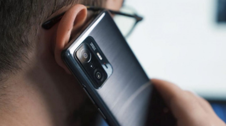 Móbil R lanza sen custo as chamadas 4G (VoLTE)