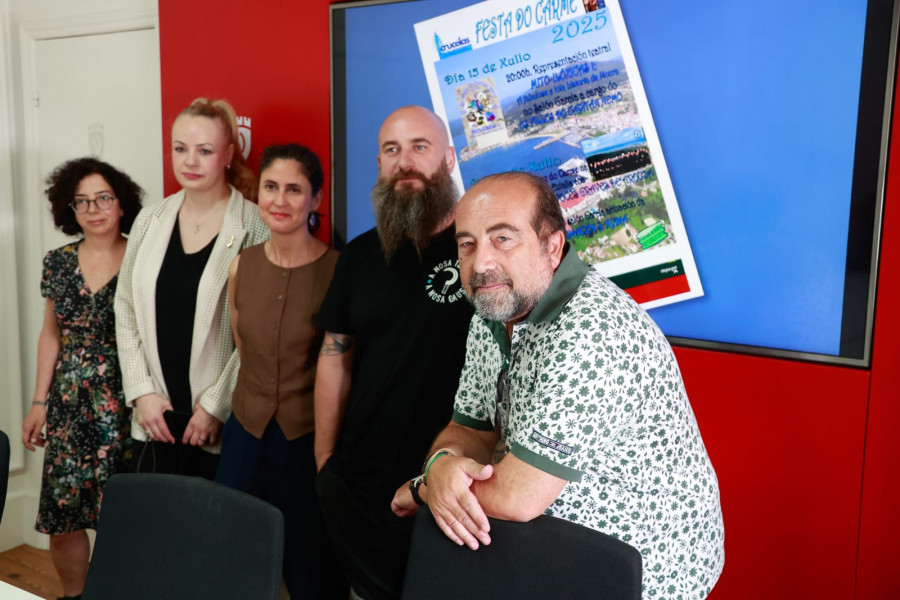Vilagarcía celebra la segunda edición de sus fiestas del Carmen con sesión de teatro y música