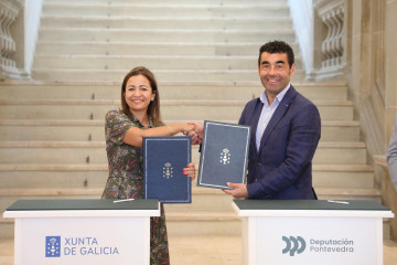 20250708 LuisLopez ConvenioConselleriaMar MartaVillaverde REstevez (1)
