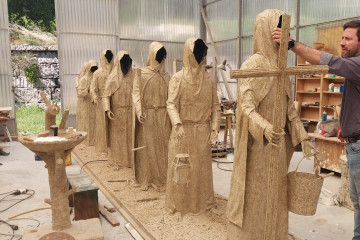 Escultura Santa Compaña Samuel Lago