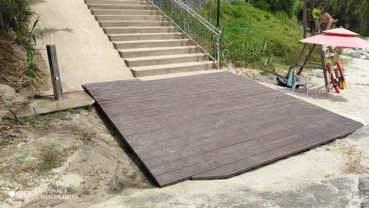 Acceso playa area de agra