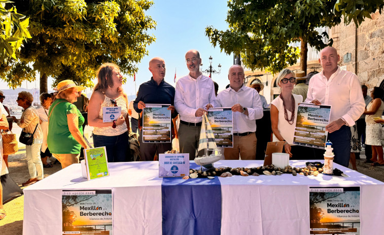 Vilanova promociona su XXXI Festa do Mexillón e o Berberecho en Baiona