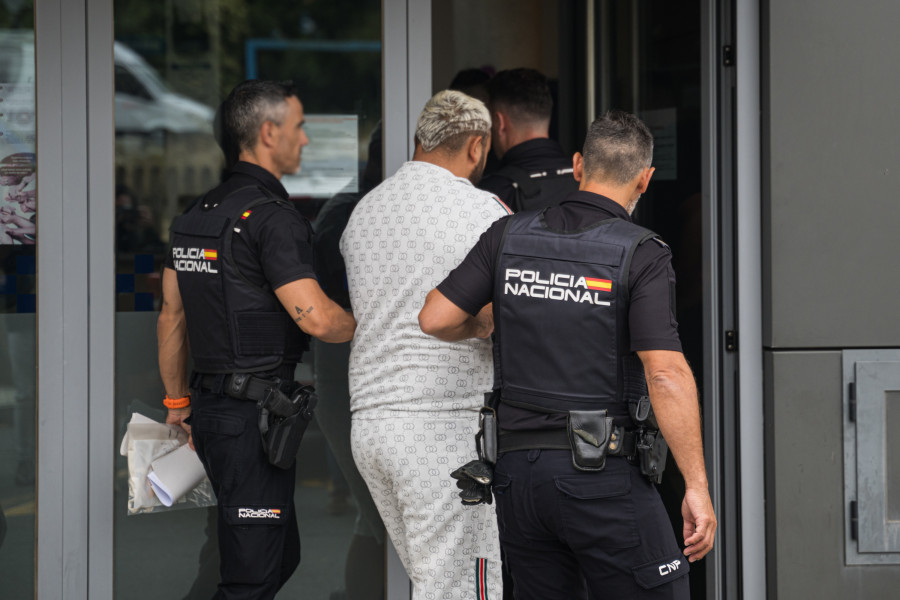 Prisión provisional para otro detenido de la reyerta en Ribeira por conducción temeraria y tentativa de homicidio