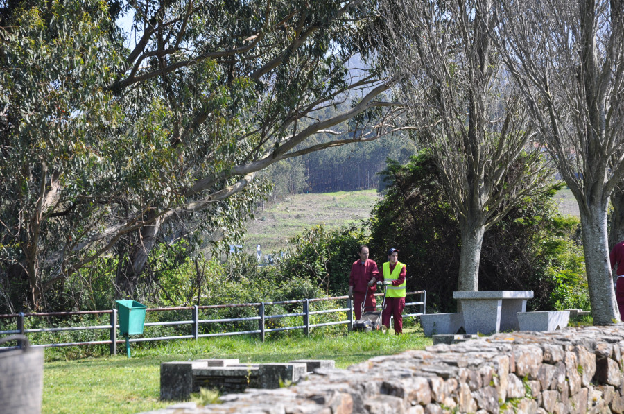 Ravella y BATA renuevan el convenio para mantener un año más la llamada “Brigada verde”