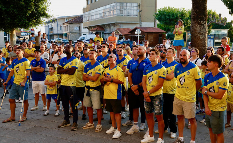 El Cambados lanza los abonos para la nueva temporada en Tercera