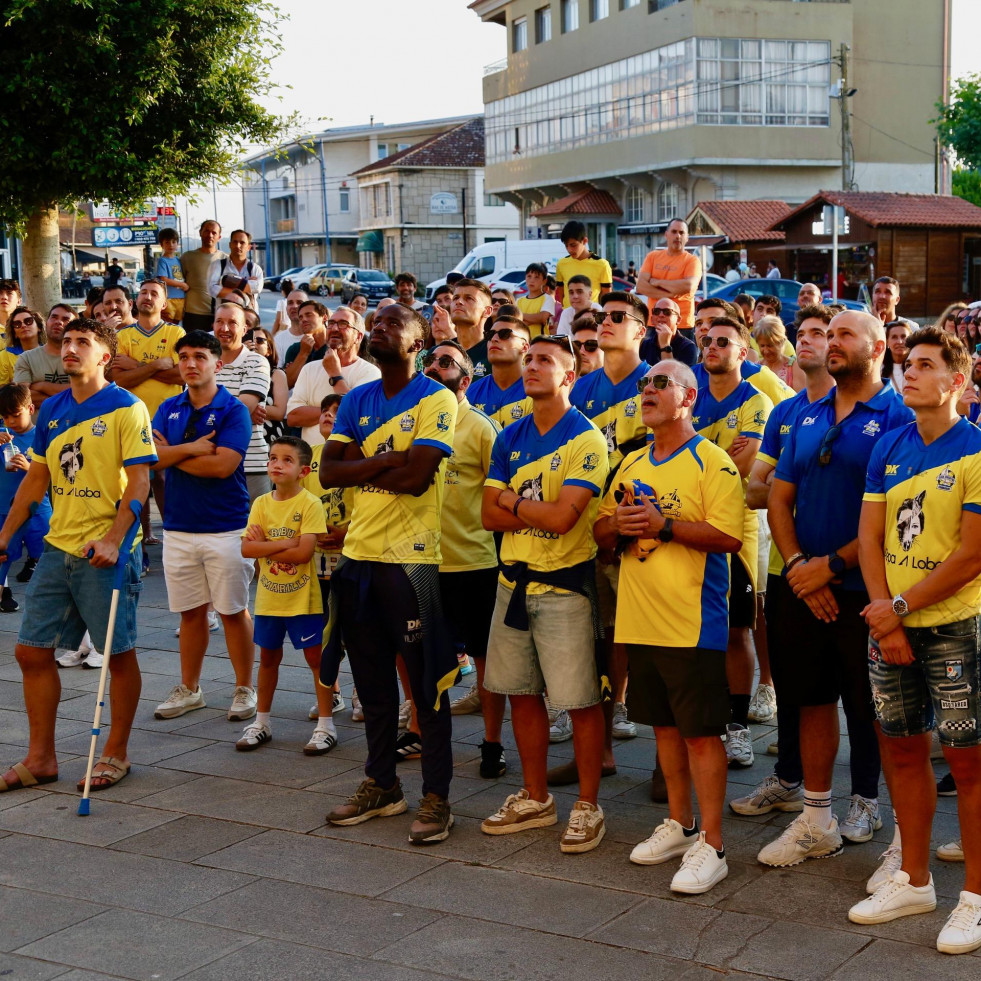 El Cambados lanza los abonos para la nueva temporada en Tercera
