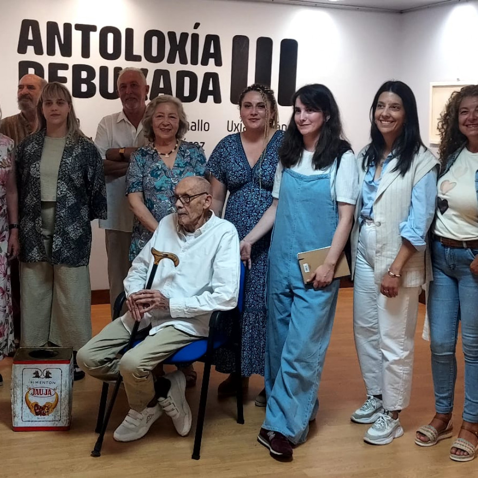 Éxito en la inauguración de “Antoloxía Debuxada III” en el Lustres Rivas