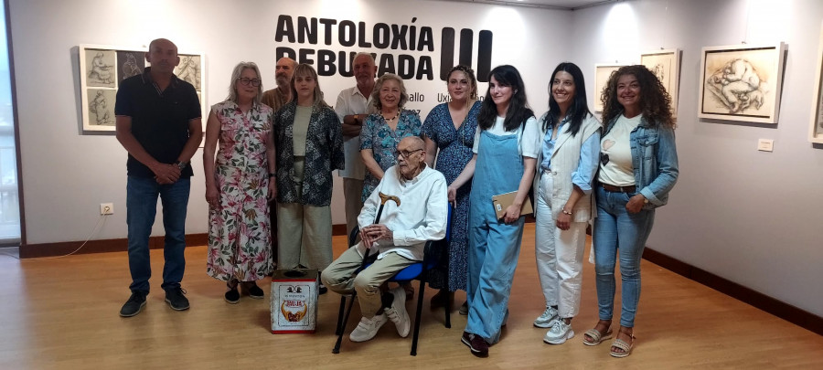 Éxito en la inauguración de “Antoloxía Debuxada III” en el Lustres Rivas