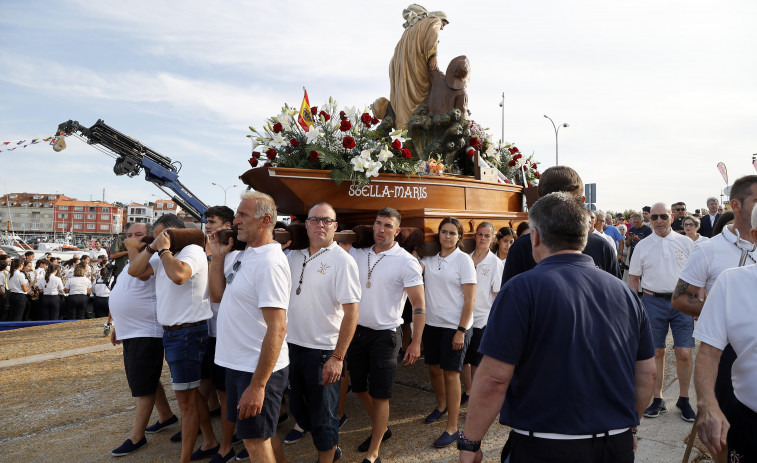 El Carmen despega en O Grove y cuenta las horas para su día grande en honor a su patrona