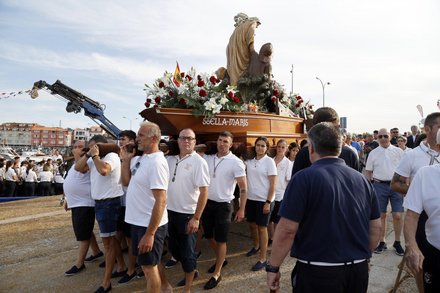 El Carmen despega en O Grove y cuenta las horas para su día grande en honor a su patrona