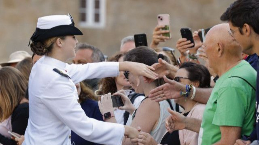 La princesa Leonor recibe la Medalla de Oro de Galicia: "Aquí está mi hogar, donde se acaba el mar"