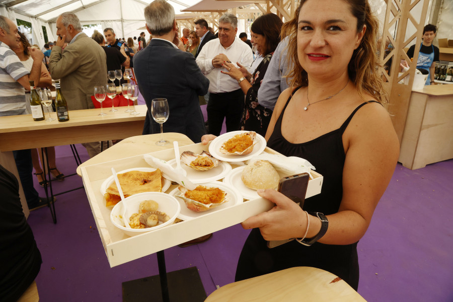 En empanada, al horno, con crema de calabaza y con arroz: Cambados exaltará a la vieira con la meta de las 16.000 unidades