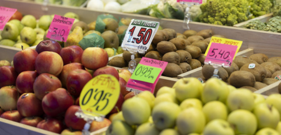 Limones, peras conferencia y manzanas golden, los básicos que más subieron en julio
