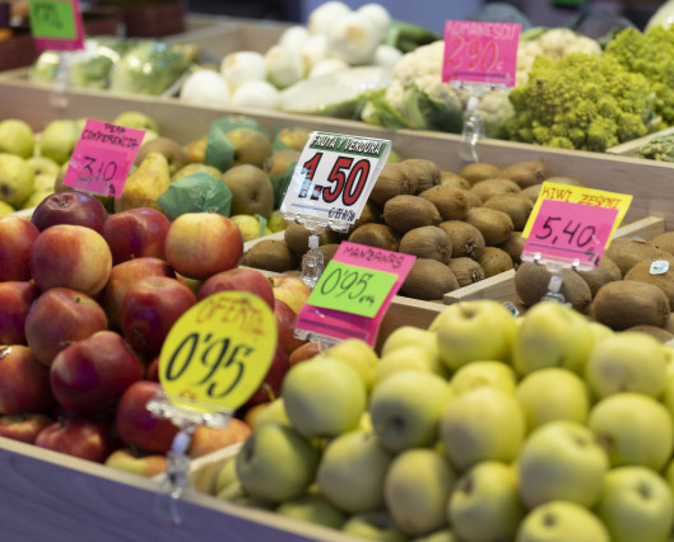 Vista del expositor de una fruteria
