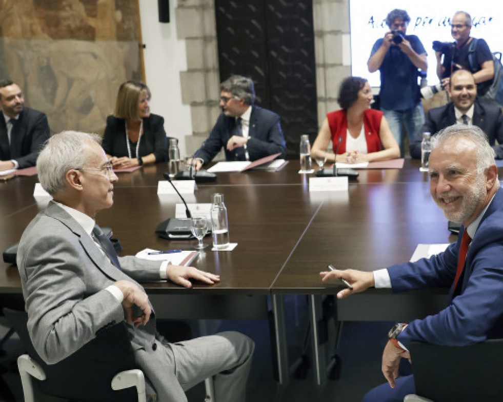 AngelVictorTorresasistealareuninedelaComisinBilateralconCatalua