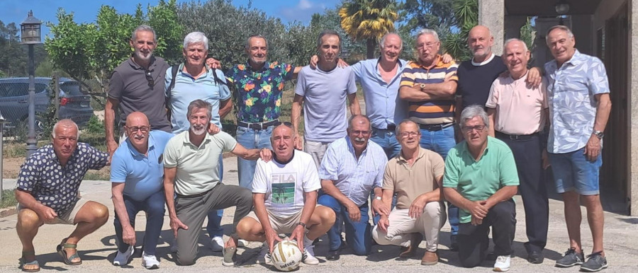 Medio siglo del histórico ascenso en Cangas que desbordó la alegría en Vilagarcía