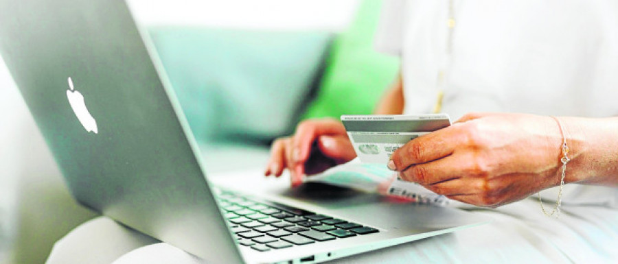 La mayoría de los ciudadanos prefiere  la comunicación digital con la Xunta