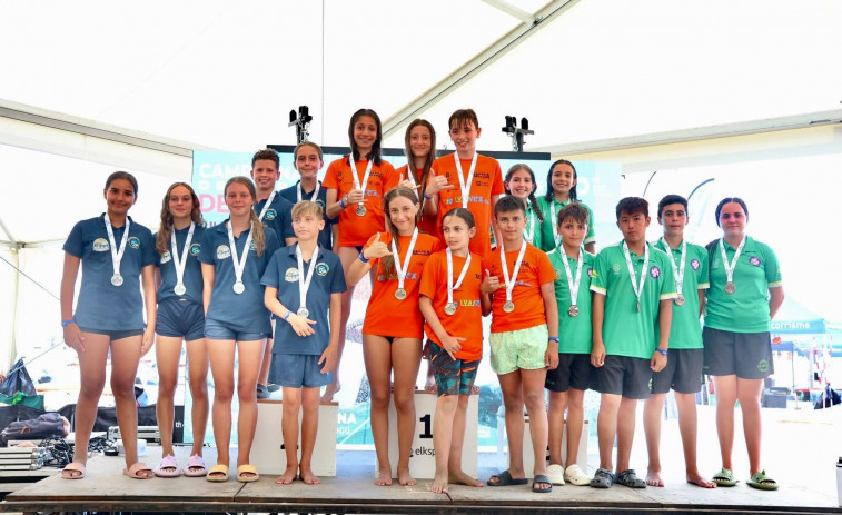 La cantera del Acuático Umia regresa con seis medallas y veinte puestos de finalistas del Nacional de Salvamento y Socorrismo