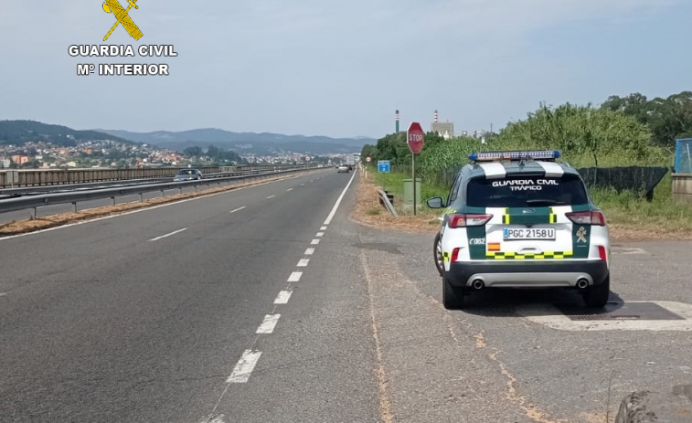 Un radar de Tráfico detecta a un coche de alta gama a 191 km/h en un tramo de 70 entre Carracedo y Caldas