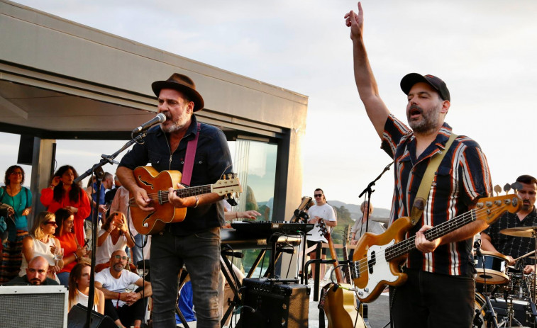 Depedro y Eladio y Los Seres Queridos abren el ciclo musical solidario ‘Os Xoves de Códax’