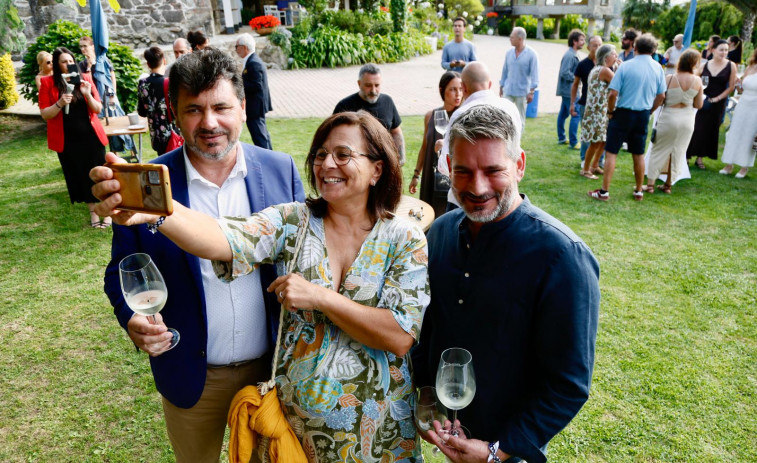 Paco & Lola suma a su catálogo un albariño para servirse con hielo y otro sin alcohol