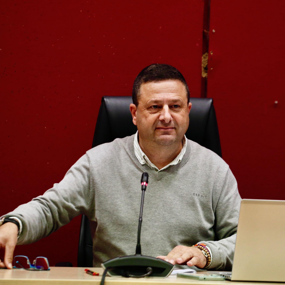 Cuntis aprueba el plan económico y financiero que busca el equilibrio entre ingresos y gastos