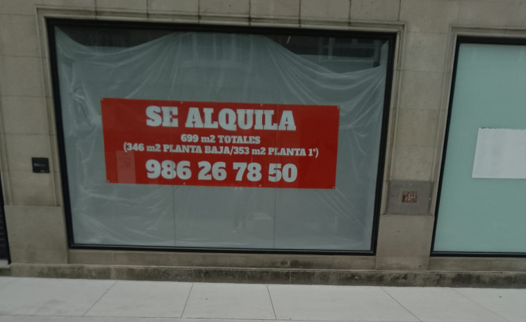 Inditex vende el antiguo Zara de Arcebispo Lago que cerró ya como Berhska en 2022