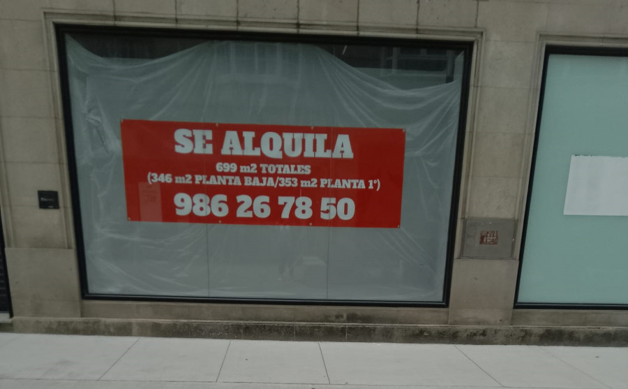 Inditex vende el antiguo Zara de Arcebispo Lago que cerró ya como Berhska en 2022