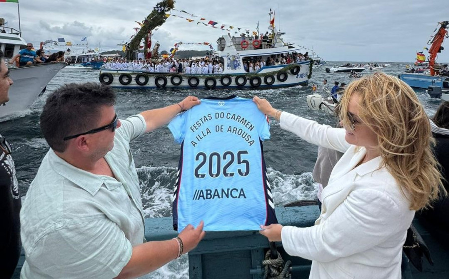 La presidenta del Celta, con Carcamáns en un día especial en A Illa