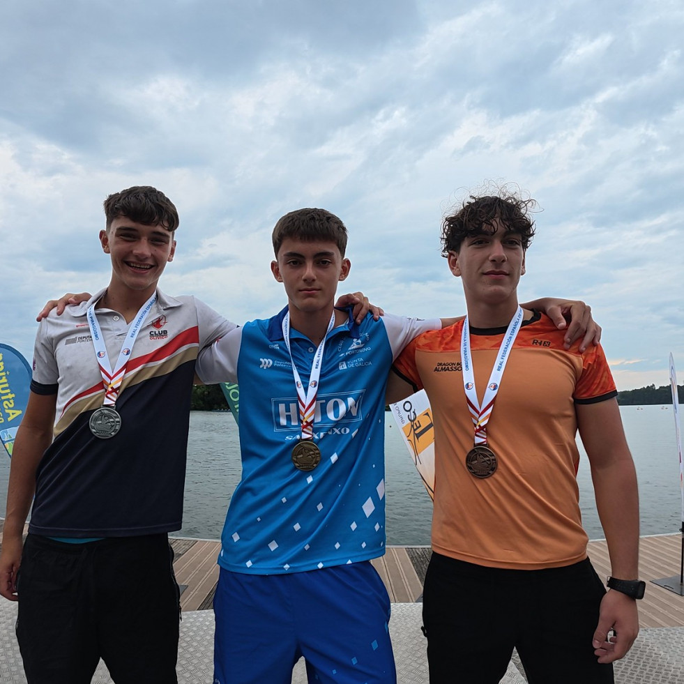 El cambadés Pablo Contiñas logra el oro nacional en la prueba de K1 Cadete B