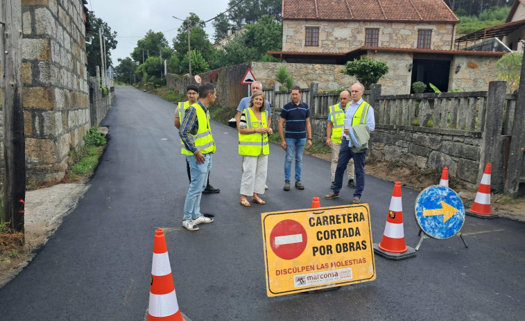 La Diputación invertirá 80.000 euros en el vial de San Clemente-Caldas para renovar su firme