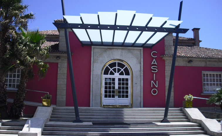 El Casino La Toja celebra el Día de Santiago Apóstol con cata de orujos, música y gastronomía