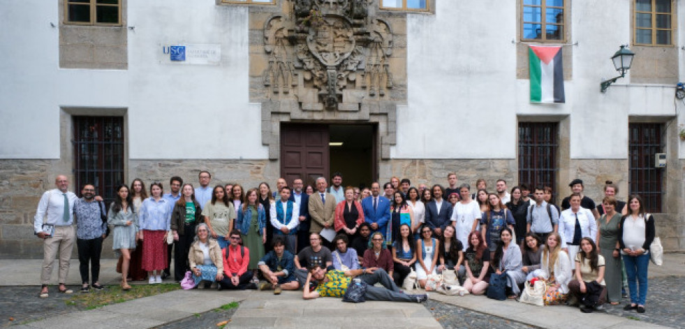 Clausúranse en Compostela os XXXV Cursos “Galego sen fronteiras” con alumnado de 20 países
