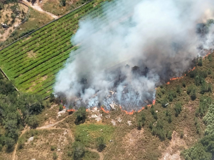 Rexistrado un gran incendio forestal que afectou a 1,58 hectáreas na parroquia de San Vicente do Grove