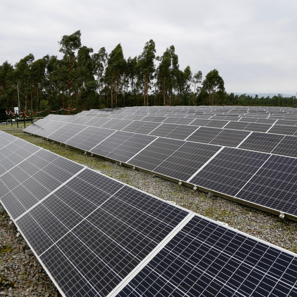 El Concello de Ribeira impulsa la instalación de energía solar en cuatro edificios públicos