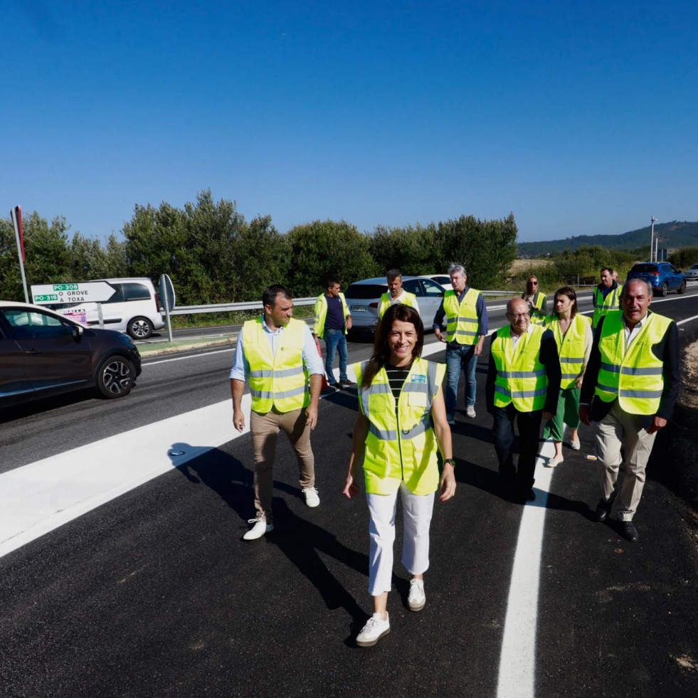 Un nuevo carril en A Lanzada aliviará el tráfico entre Sanxenxo y O Grove