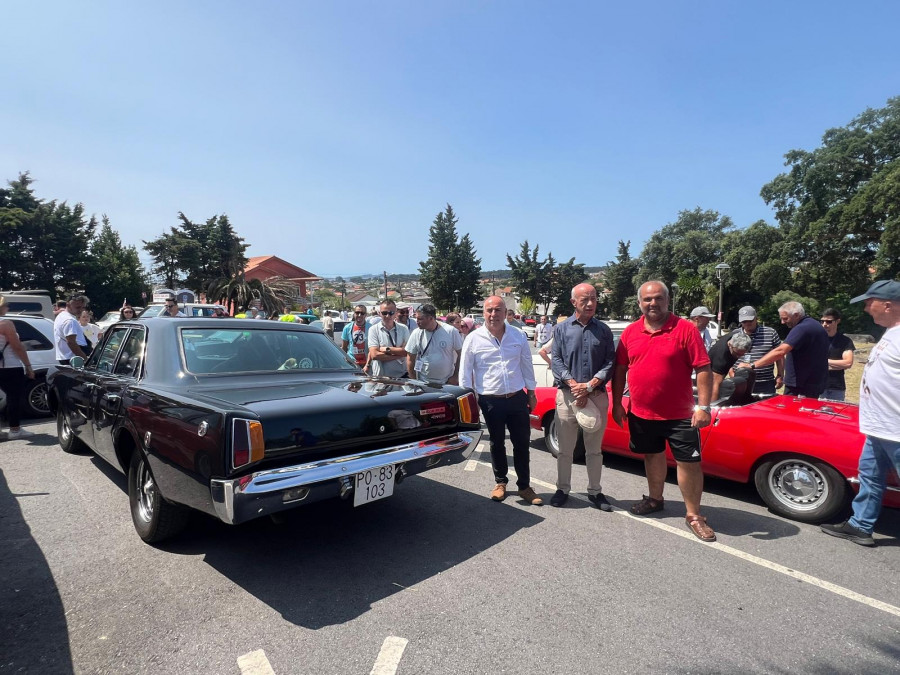 El encuentro de clásicos Monte Lobeira reunió a cientos de joyas del motor en Vilanova