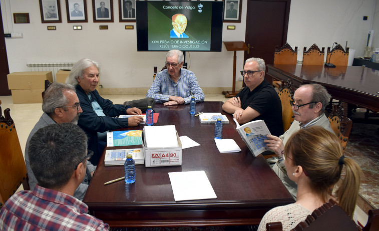Un análisis sobre el regionalismo franquista gana 4.000 euros del Premio Xesús Ferro Couselo