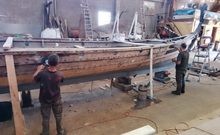 Catoira reestrena su drakkar ‘Torres do Oeste’ en la Vikinga tras una rehabilitación integral
