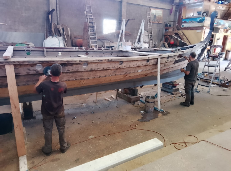 Catoira reestrena su drakkar ‘Torres do Oeste’ en la Vikinga tras una rehabilitación integral