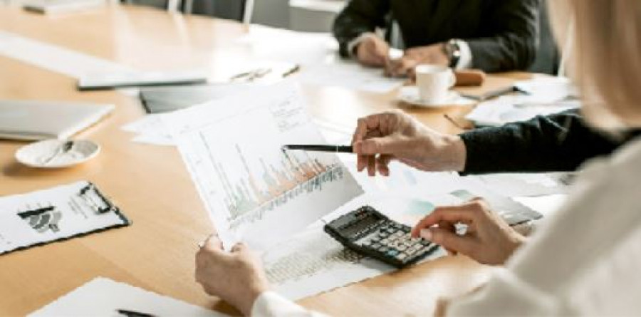Nueva exigencia fiscal en 2026:  las empresas y autónomos deberán adaptar su software de facturación
