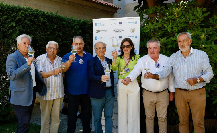 Estos son los nuevos Cabaleiros y Donas del Capítulo Serenísimo do Albariño