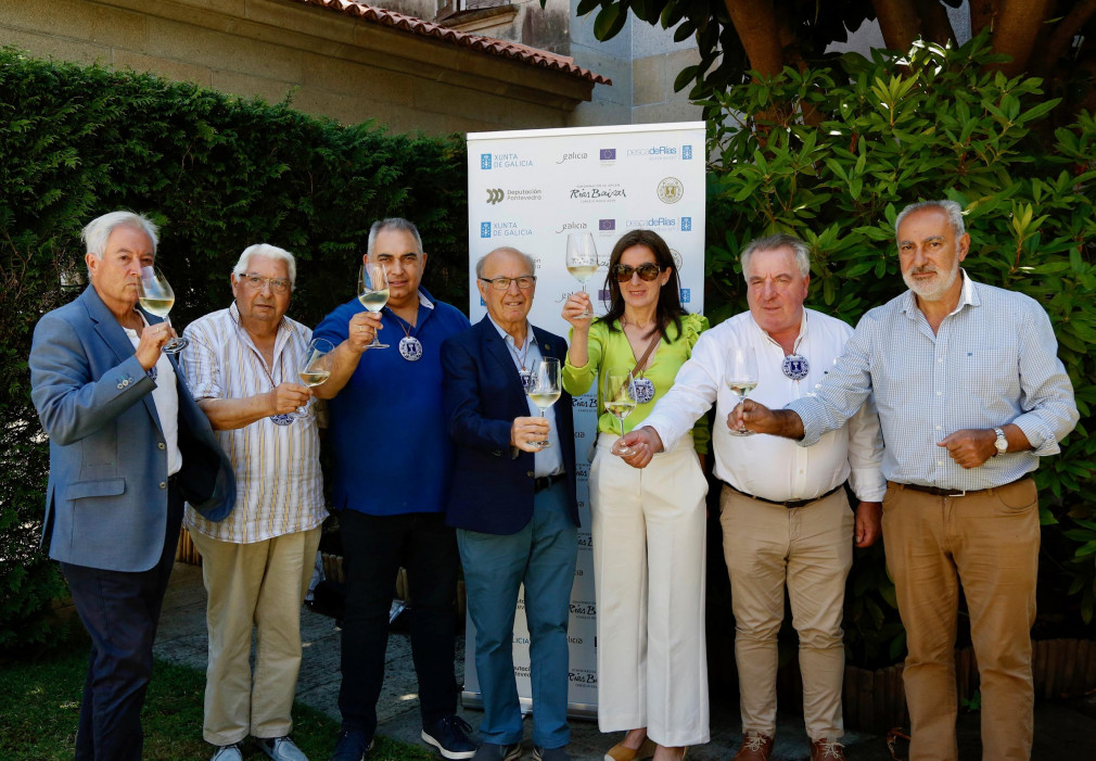 Estos son los nuevos Cabaleiros y Donas del Capítulo Serenísimo do Albariño